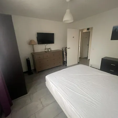 Apartment Confort, A La Mer, A Pied ! *